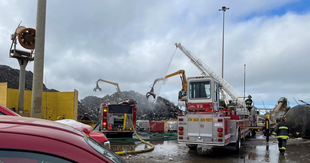 Air District, Alameda County DA sue Radius Recycling over 2023 West Oakland fire 