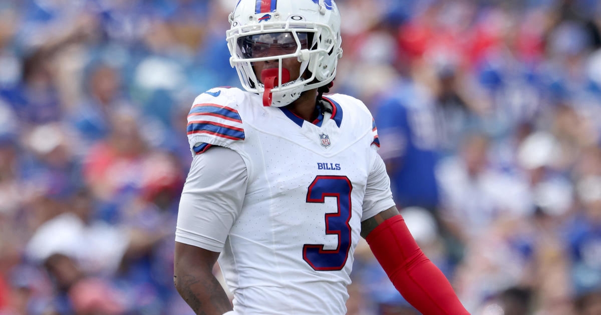 Who is Damar Hamlin? What to know about Bills safety who left Monday  night's game by ambulance 