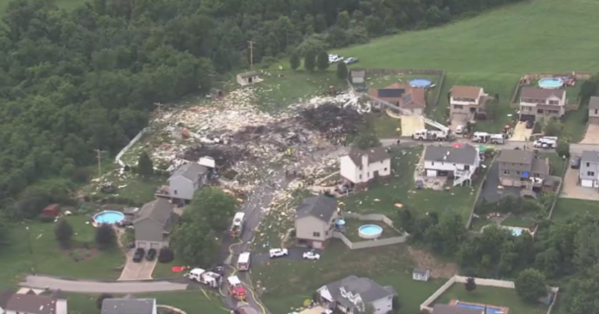 10 damaged houses remain uninhabitable, a week after the explosion in Pennsylvania that killed 6 people