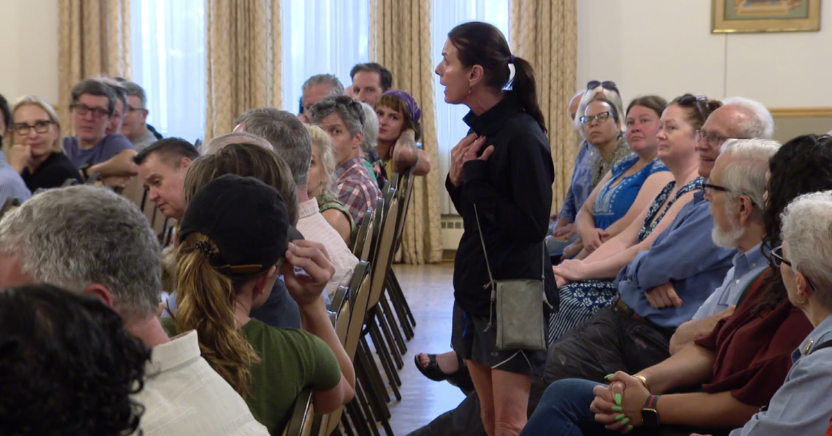 Ukrainian Village residents scared and frustrated by crime some want old police district reopened