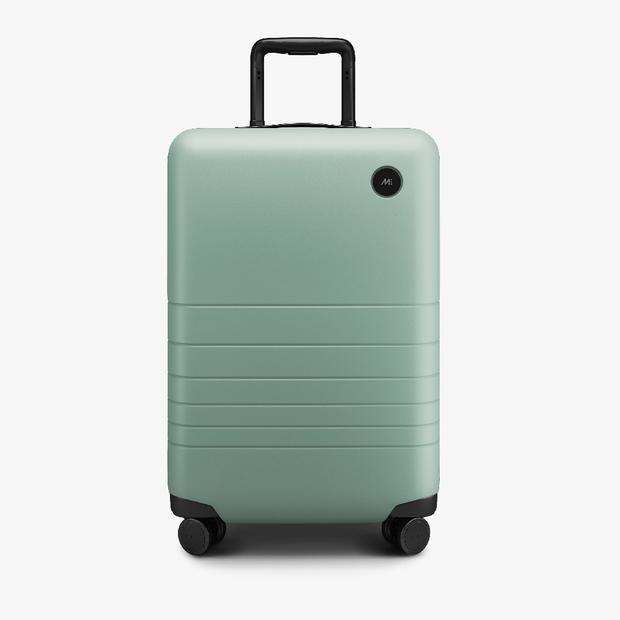monos carry-on plus