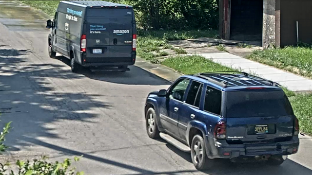 Detroit police investigate carjacking of Amazon van 