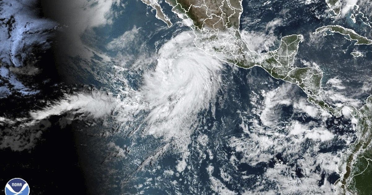 Очаква се ураганът Хилари да удари Южна Калифорния като тропическа