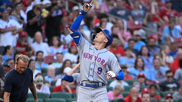 Brandon Nimmo #9 of the New York Mets reacts after hitting a solo home run against the St. Louis Cardinals in the first inning at Busch Stadium on August 18, 2023 in St Louis, Missouri. 