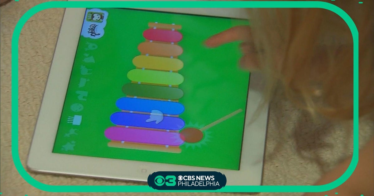 Screen time linked to delayed development for toddlers, new study finds ...
