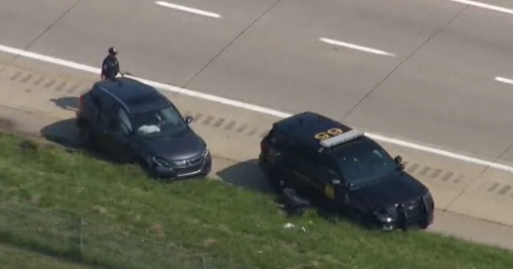 Two men arrested after chase on Lodge Freeway