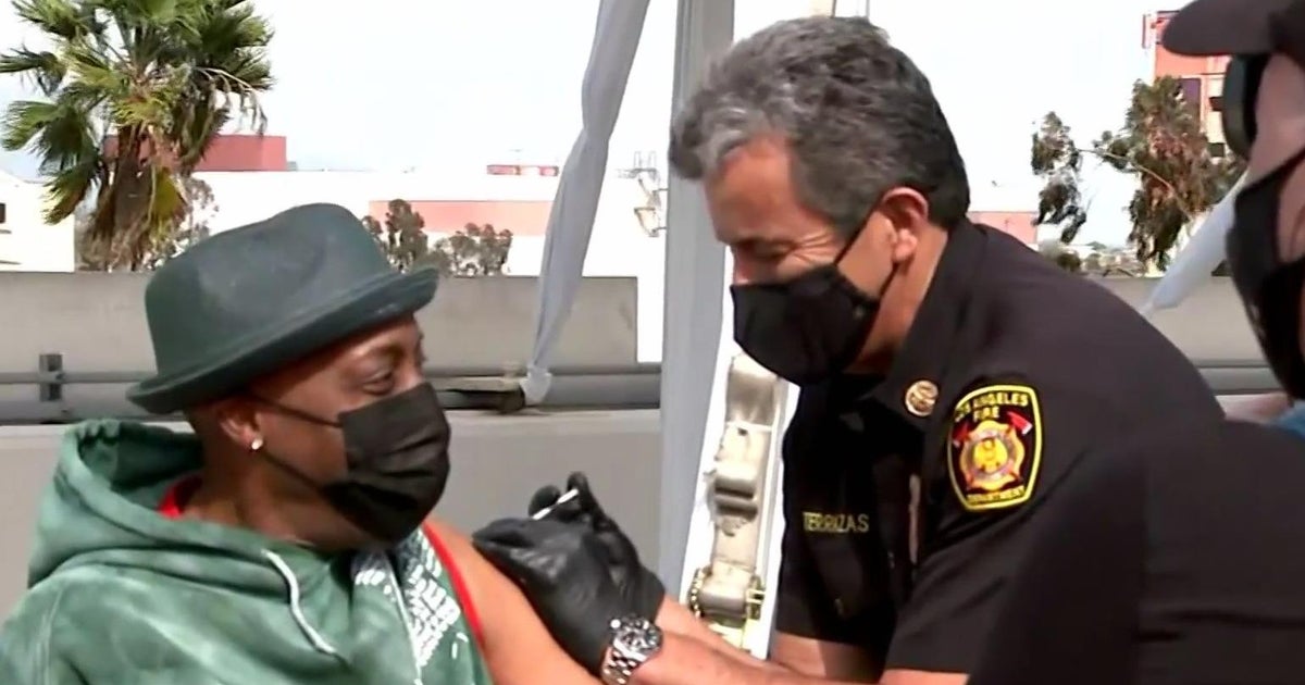 Getting a vaccine: The arm you get the shot in matters