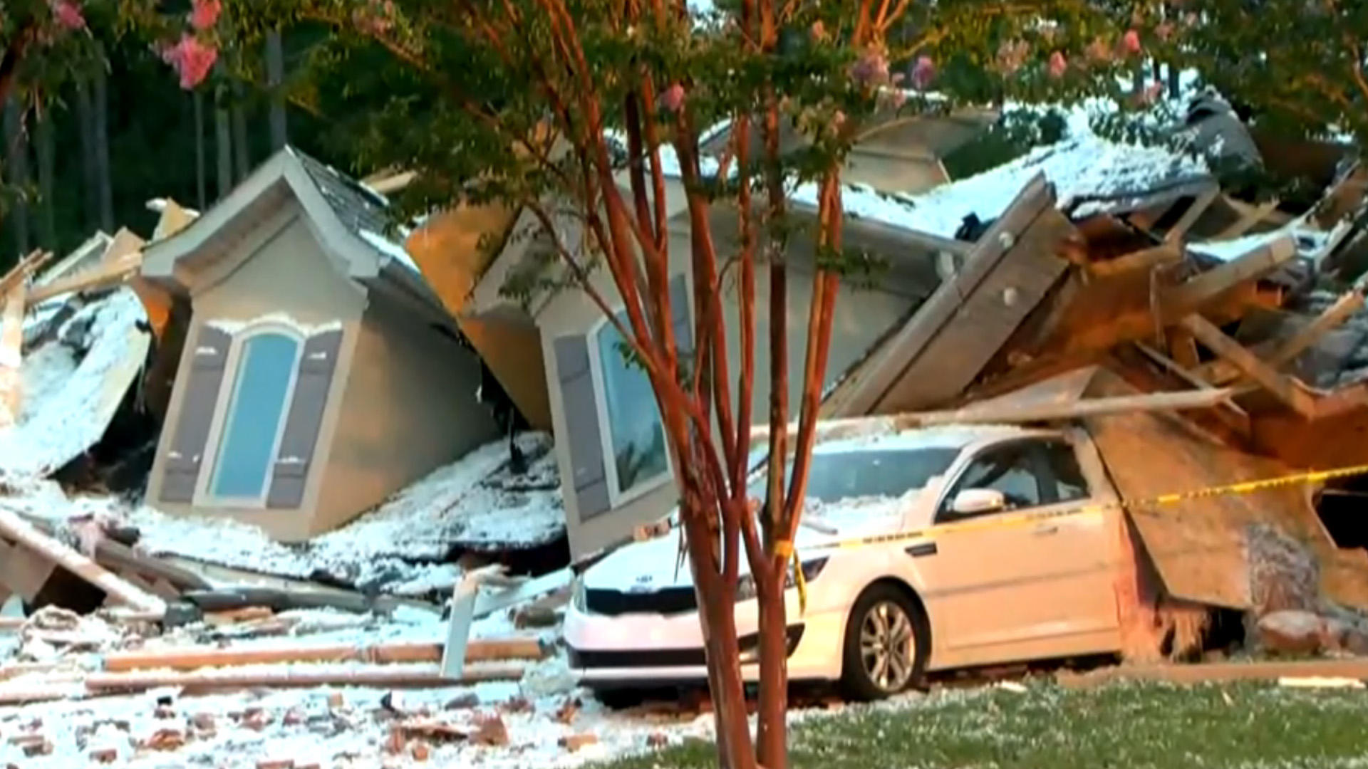 1 killed, 1 injured after explosion levels home owned by Titans