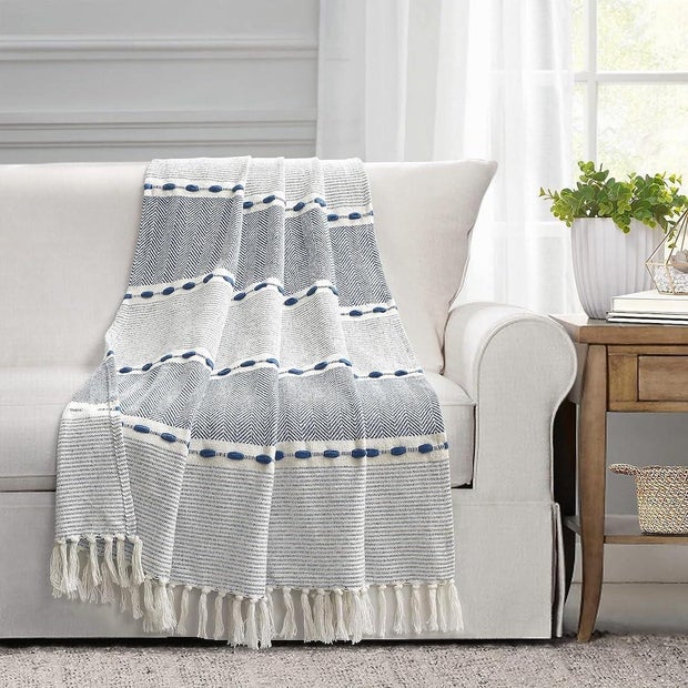 Lush Decor Herringbone Stripe Yarn Dyed Cotton Woven Tassel Blanket