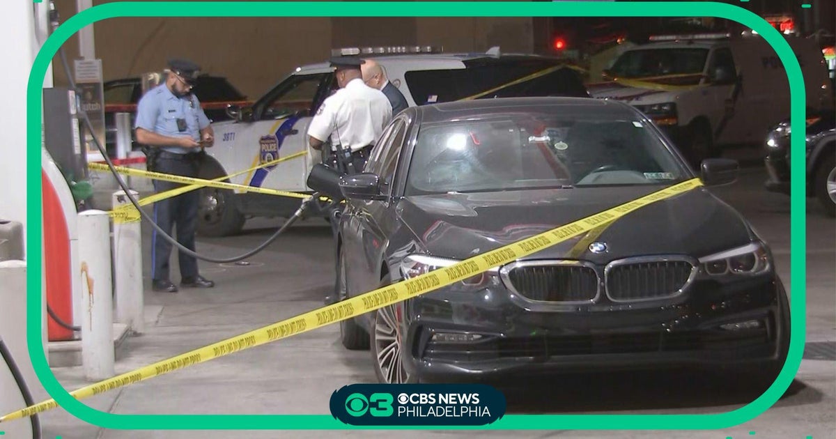Woman and attempted carjacker exchange gunfire at Philly gas station ...