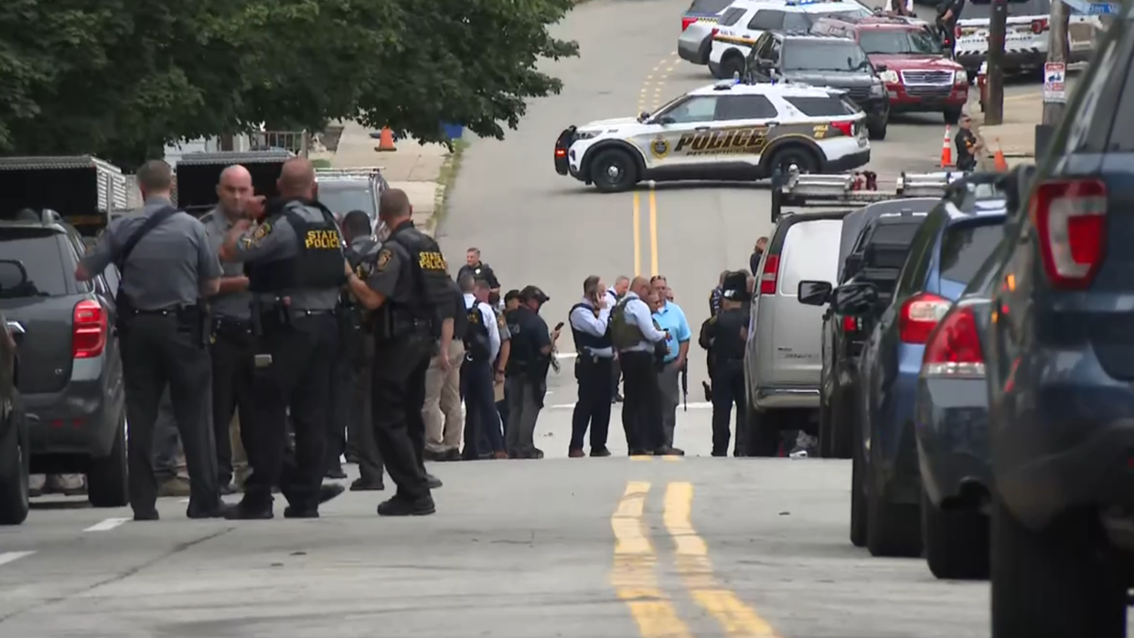 pittsburgh-garfield-swat-police.png 