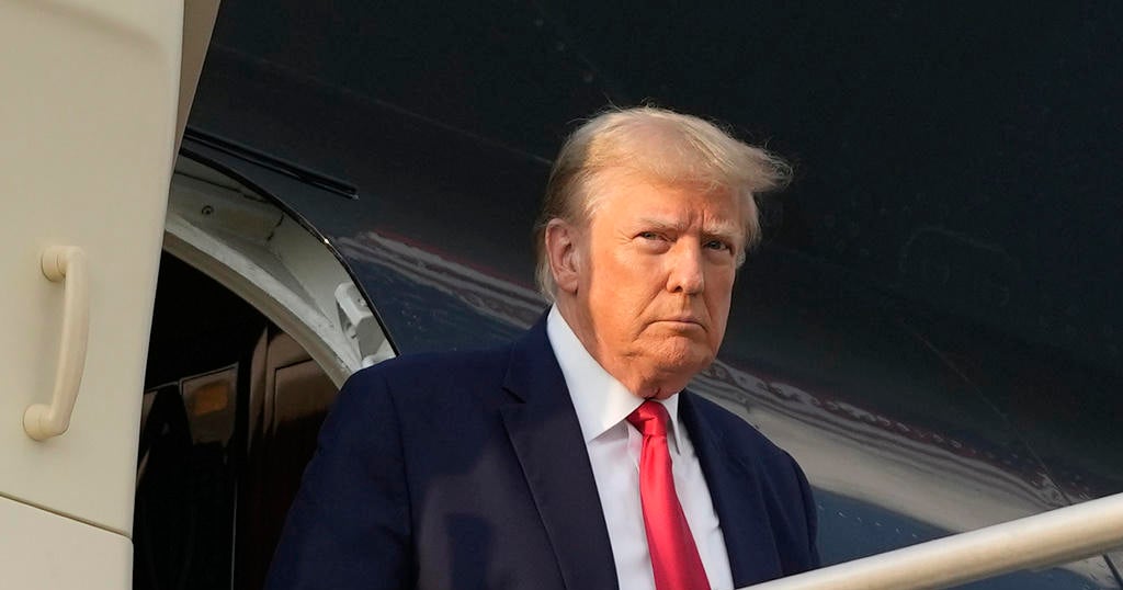Judge sets March 2024 trial date in Trump's federal case related to 2020 election