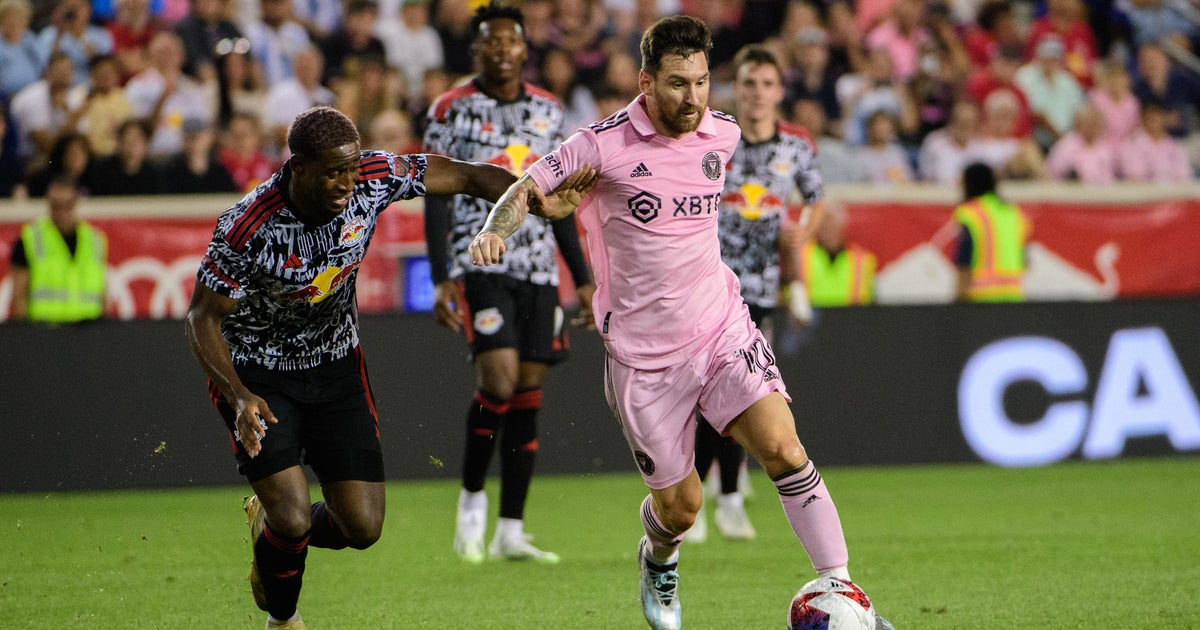 Messi scores dazzling target in MLS debut, sales opportunities Miami in excess of New York Purple Bulls