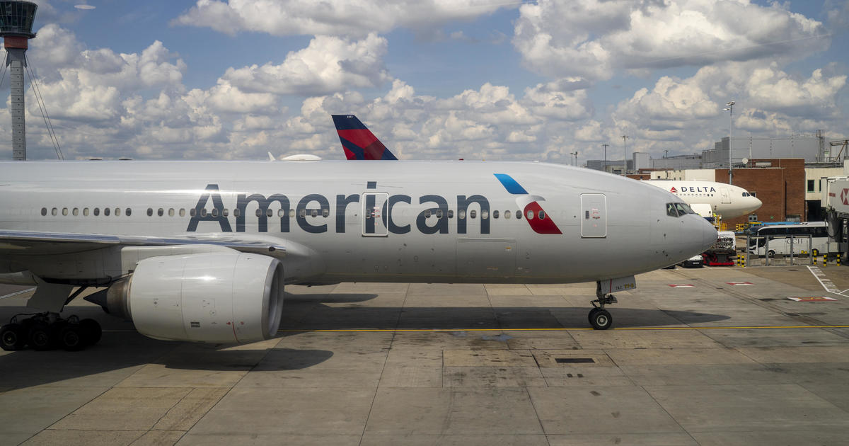 American Airlines получи рекордна глоба за задържане на пътници на асфалта с часове