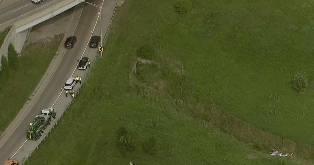 Car crash on I355 in New Lenox leaves man dead CBS Chicago Car crash on I355 in New Lenox leaves man dead CBS Chicago