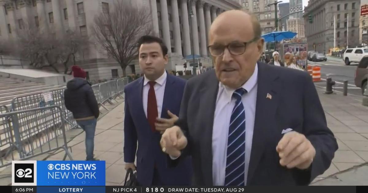 Judge Rules Rudy Giuliani Defamed 2 Georgia Election Workers Cbs New York