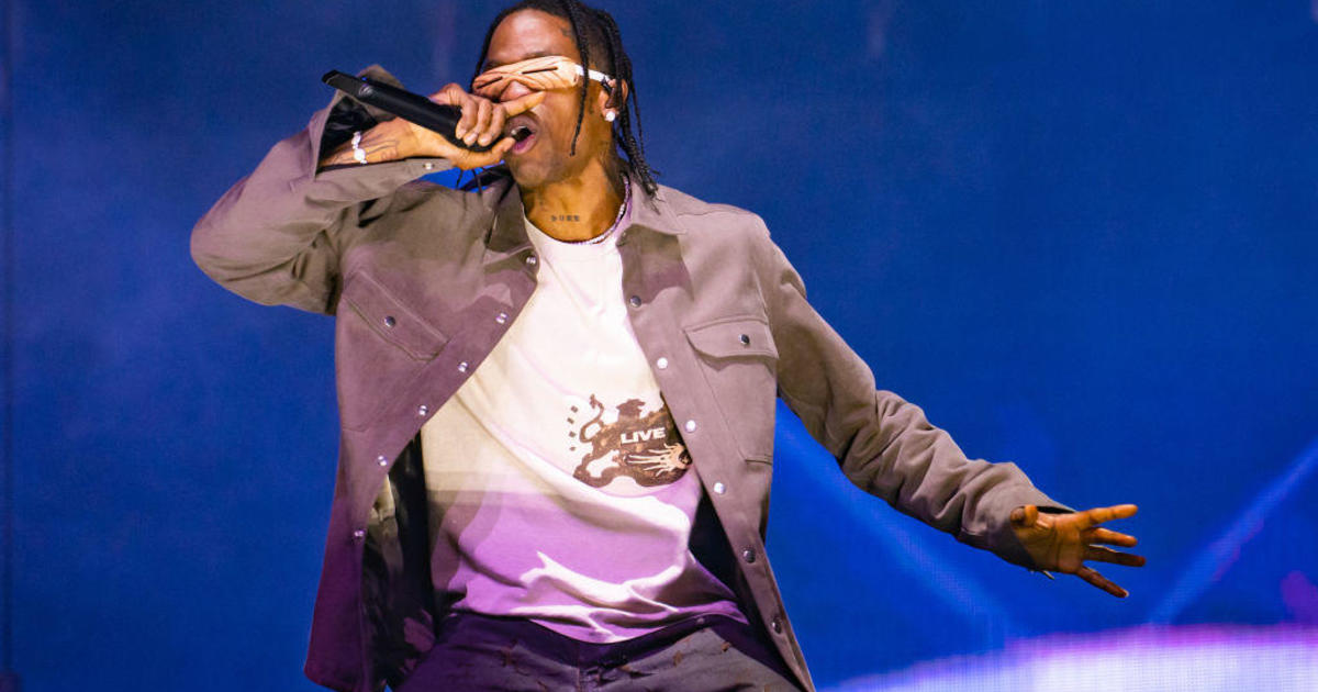 Travis Scott's show at United Center called off at last minute - CBS Chicago
