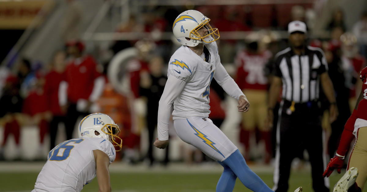 Browns acquiring kicker Dustin Hopkins from Chargers in trade