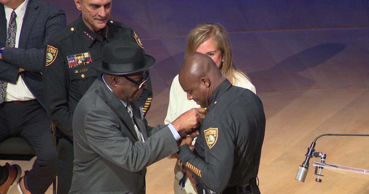 Wayne A. Jones sworn in as Miami Seashore Police Chief