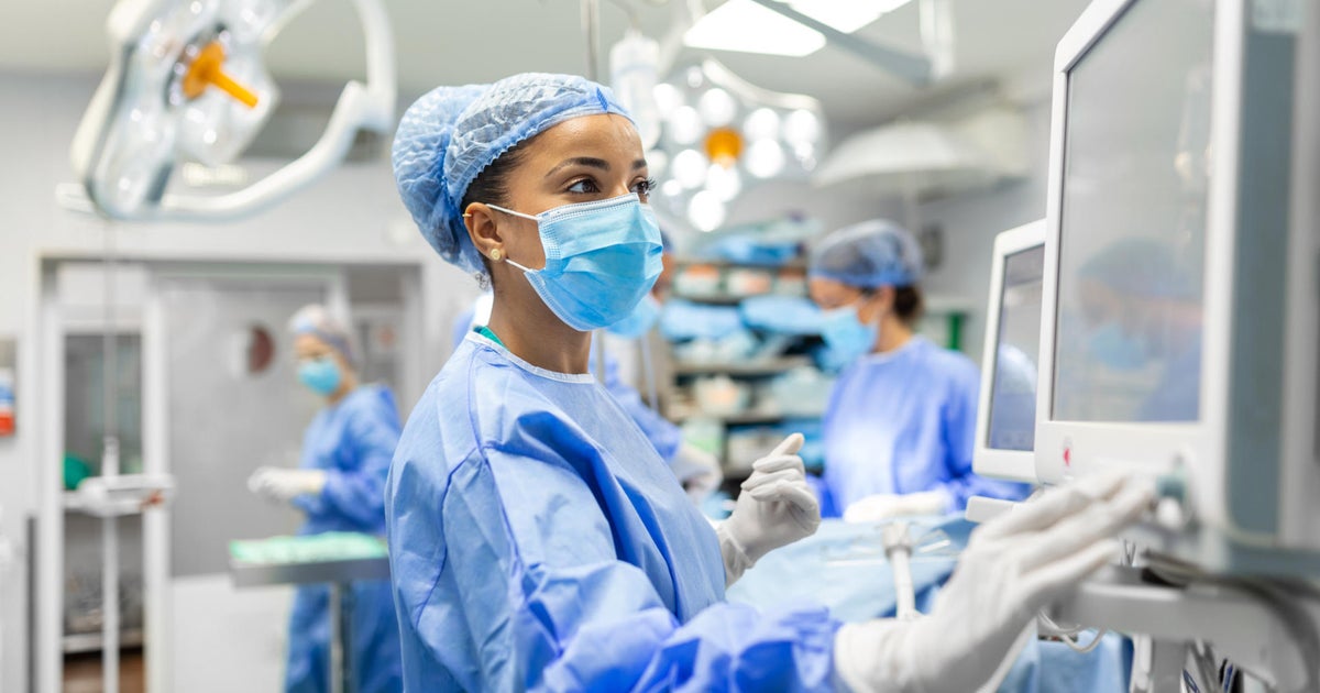 Are you better off choosing a female surgeon? Are you better off choosing a female surgeon?