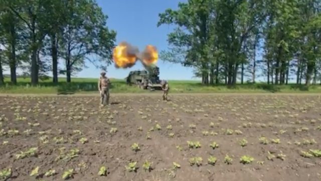 ukraine-cluster-munitions-cbs.png 