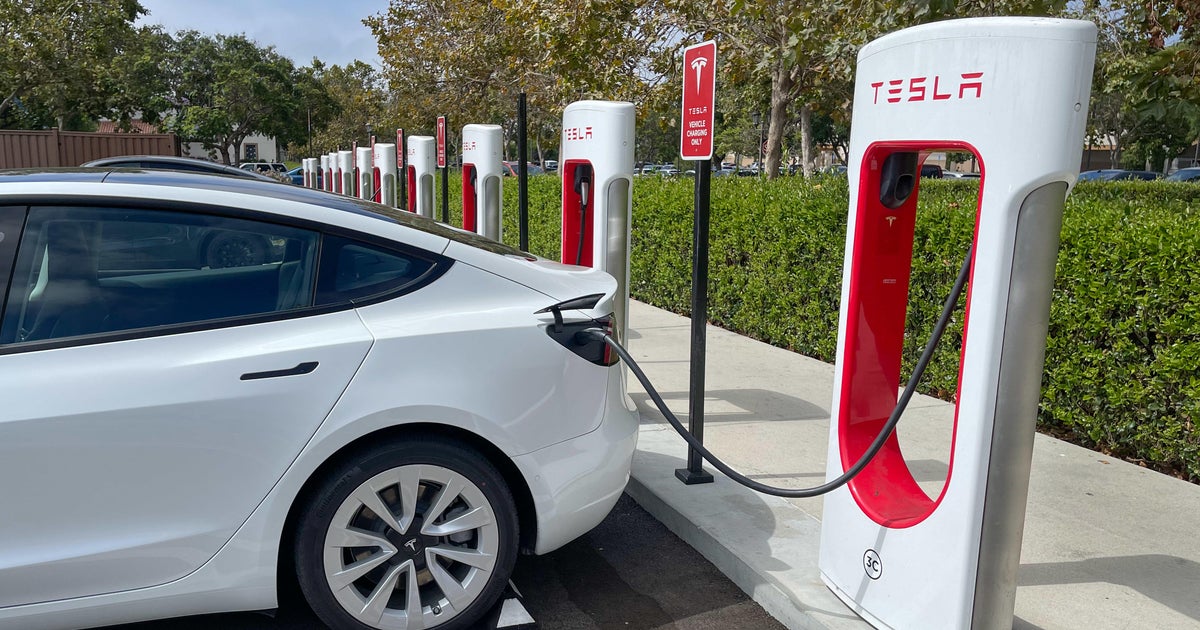 Florida Senate panel backs electrical vehicle expenses Florida Senate panel backs electrical vehicle expenses