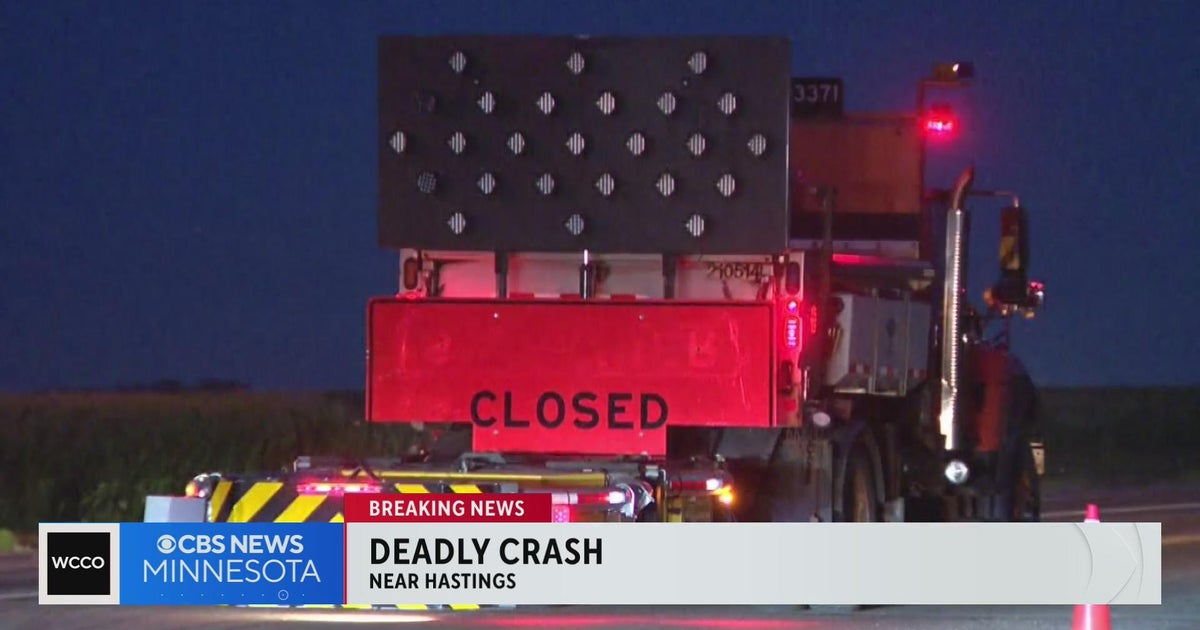 At least 1 dead in Highway 55 crash - CBS Minnesota