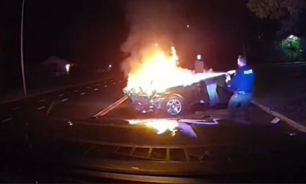 longmont-police-car-fire-crash.jpg 