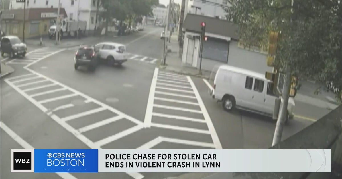 Video shows crash after police chase in Lynn - CBS Boston