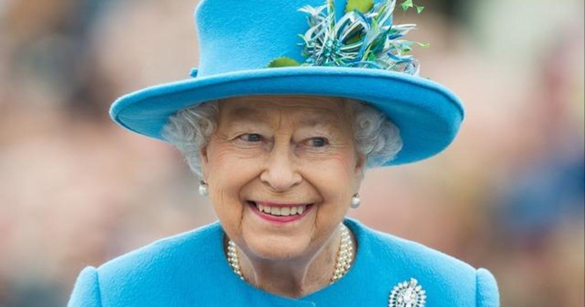 Memorial to Queen Elizabeth II was opened. It is just a few minutes walk from Buckingham Palace