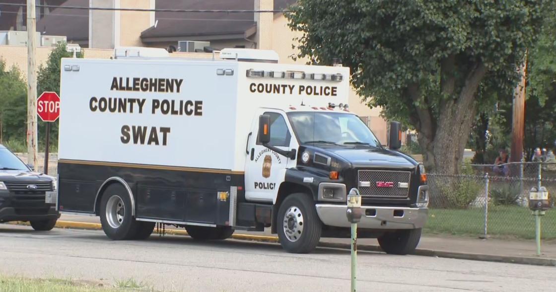 Clairton homicide suspect arrested after brief SWAT standoff in