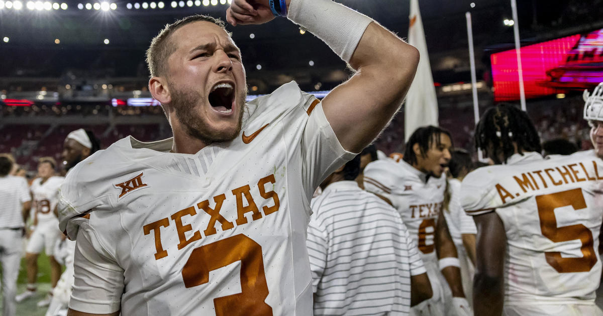 Texas jumps to No. 4 in AP Top 25 after beating 'Bama; Pac-12 sets