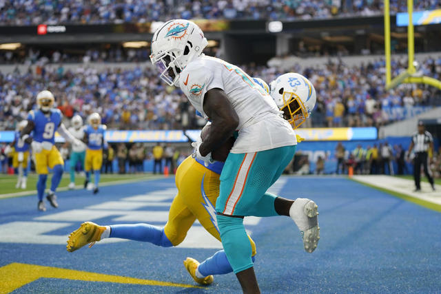 Tua Tagovailoa, Tyreek Hill put up historic Week 1 numbers to rally  Dolphins past Chargers