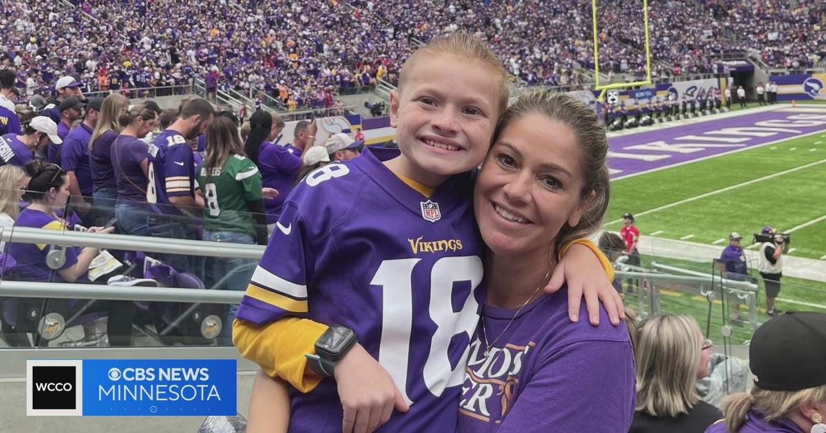 After home opener, Vikings' Alexander Mattison meets young fan who