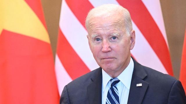 cbsn-fusion-biden-to-commemorate-911-in-alaska-first-sitting-president-to-not-mark-day-at-attack-site-thumbnail-2281147-640x360.jpg 