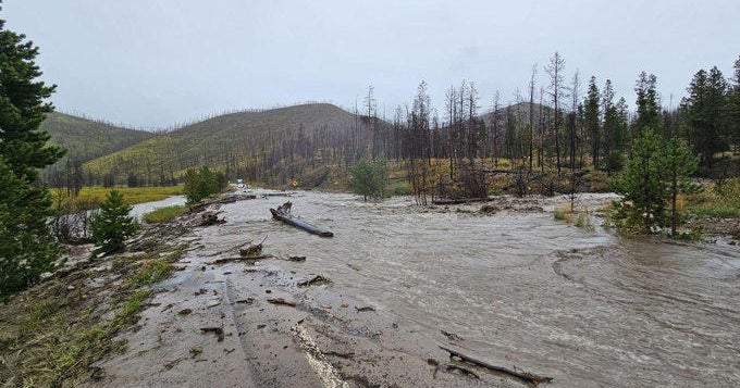 CO 125 closed after mudslide reported near Mile Post 13 in Grand County - Vimarsana News