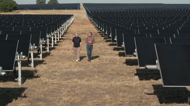tim-cook-john-dickerson-solar-project.jpg 