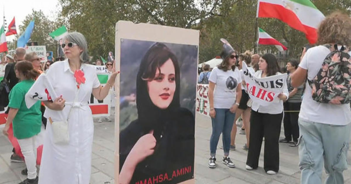 Protests mark one year after the death of Iranian Mahsa Amini