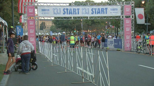phila-distance-run-start.jpg 