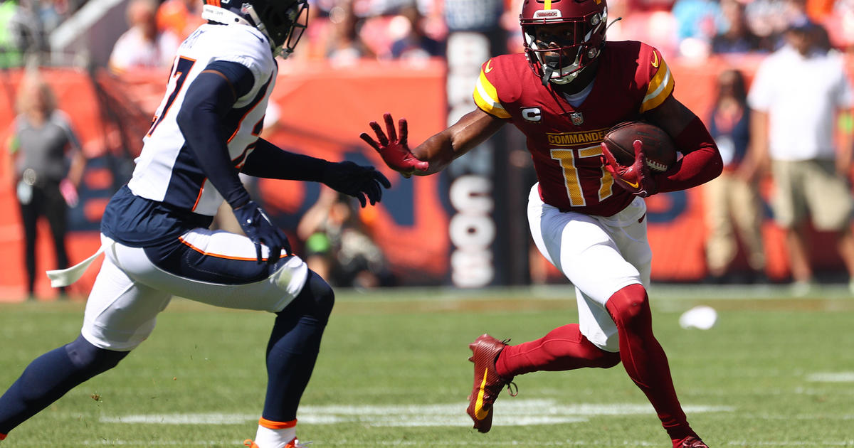 Denver Broncos quarterback Russell Wilson (3) against the Washington  Commanders of an NFL football game Sunday September 17, 2023, in Denver.  (AP Photo/Bart Young Stock Photo - Alamy