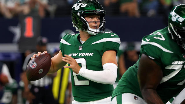 Zach Wilson #2 of the New York Jets looks to pass during the fourth quarter against the Dallas Cowboys at AT&T Stadium on September 17, 2023 in Arlington, Texas. 
