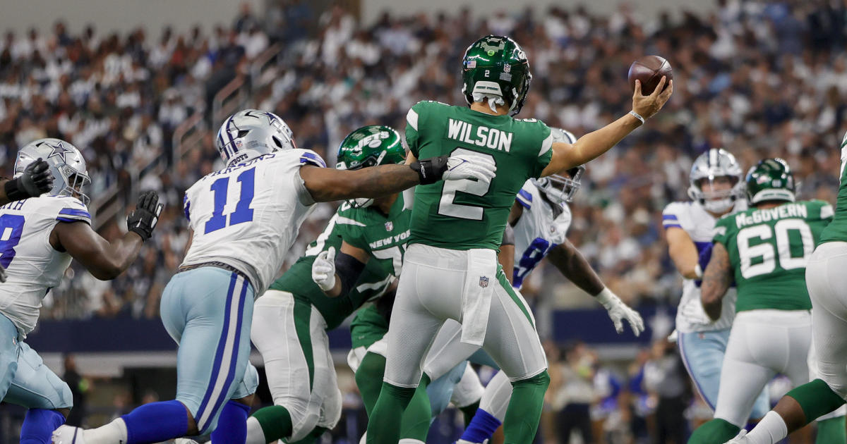 Prescott has 2 TDs, Wilson 3 picks in 1st start after Rodgers injury as  Cowboys beat Jets 30-10