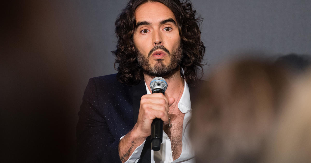 Russell Brand accused of sexually assaulting actress on set of "Arthur"