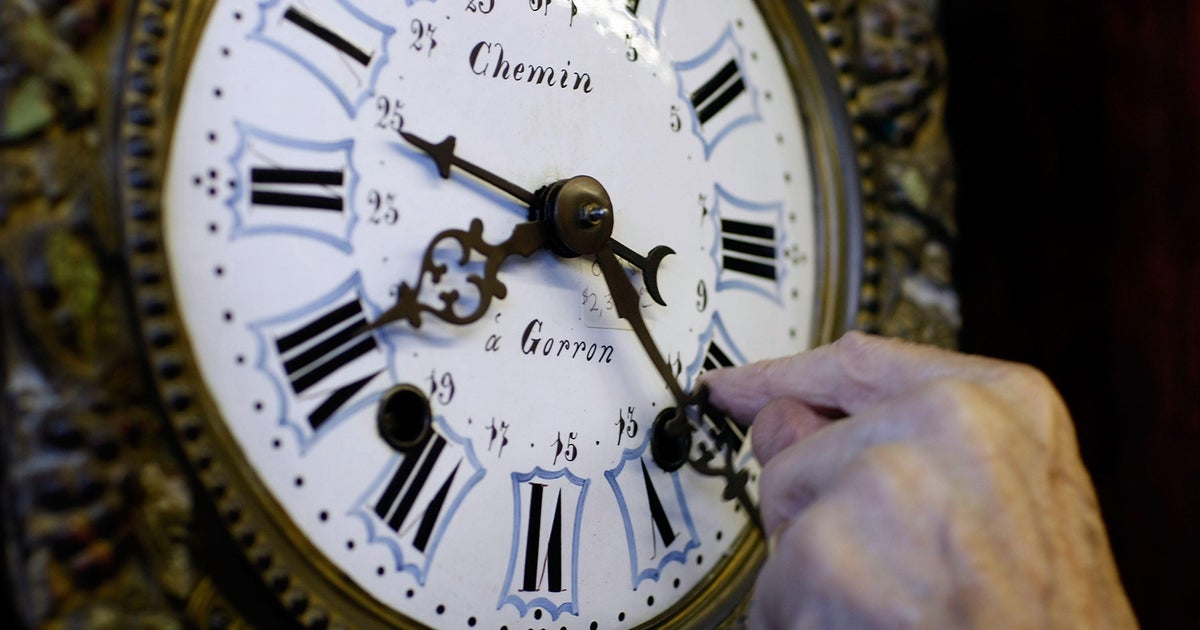 Fall back 2023 time change: When do clocks change for Daylight