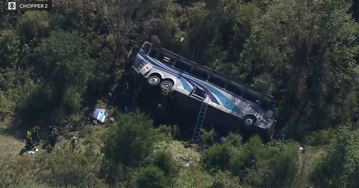 NTSB investigators headed to scene of Farmingdale High School bus crash that killed 2 adults, critically injured 5 students - Vimarsana News