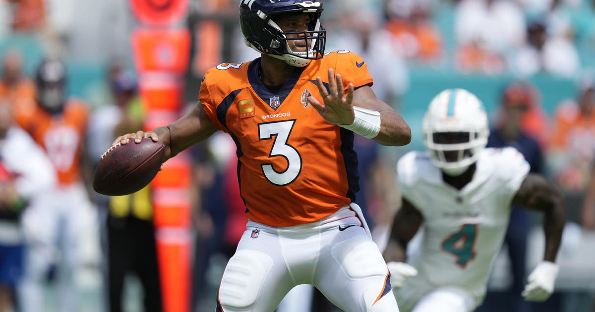Dolphins rout Broncos 70-20, scoring the most points by an NFL team in a  game since 1966 - CBS Colorado