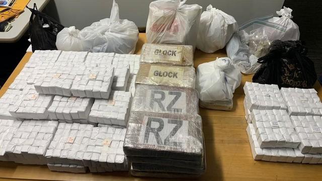 14-kilograms-6-pounds-of-loose-powder-and-60000-glassines-of-suspected-fentanyl.jpg 
