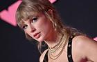 cbsn-fusion-how-taylor-swift-effect-could-help-sway-2024-election-thumbnail-2332957-640x360.jpg 