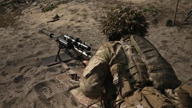 1004-cmo-ukrainesnipers-inocencio-west-2344053-640x360.jpg 