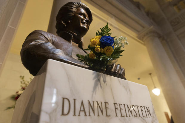 Dianne Feinstein lies in state at San Francisco City Hall 